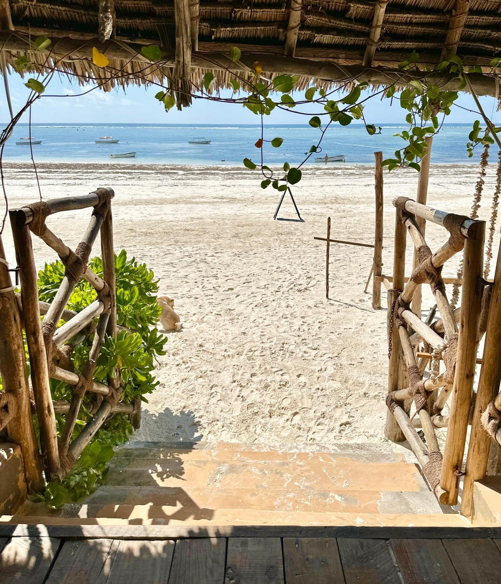 Hebe Bungalows Lodge Matemwe  Exterior foto